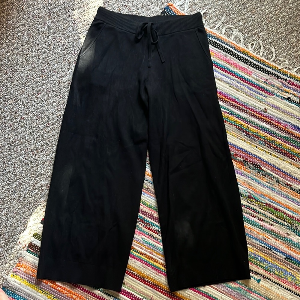Banana Republic knit culotte pants